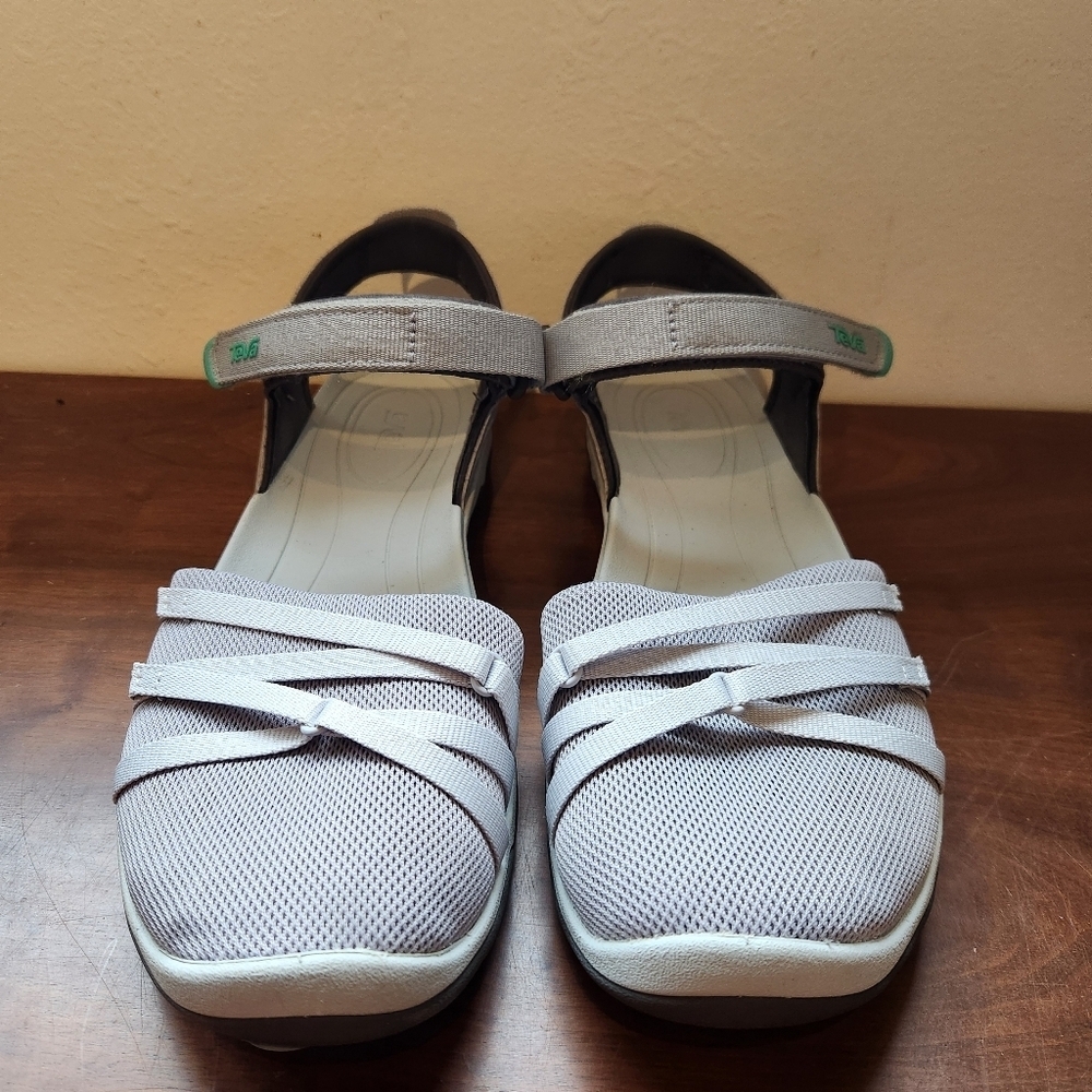 Teva Closed Toe Sandal Strappy Gray Comfort 9.5 - Picture 3 of 12